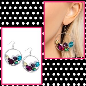 2/$10 Paparazzi Treasure Timbre - Multi Earrings
